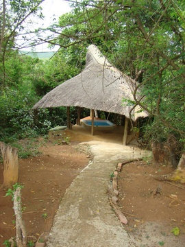 Tsanana Log Cabin 1